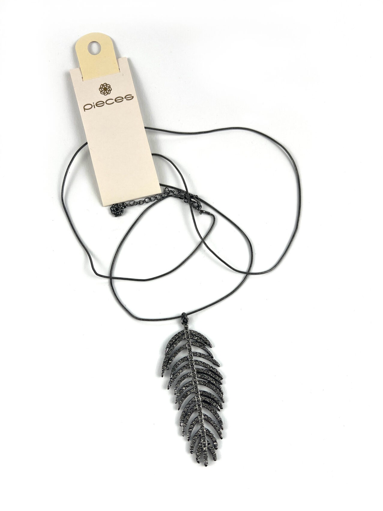 pieces ketting met hanger cmpleet